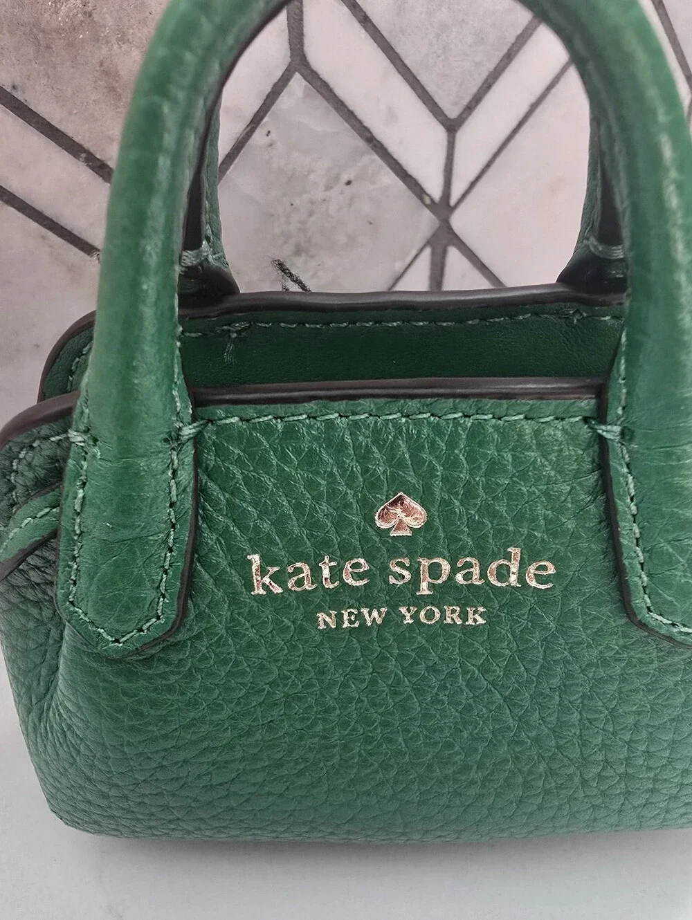 KATE SPADE Dumpling Pebble Leather Micro Coin Purse Key Ring in Green Bean